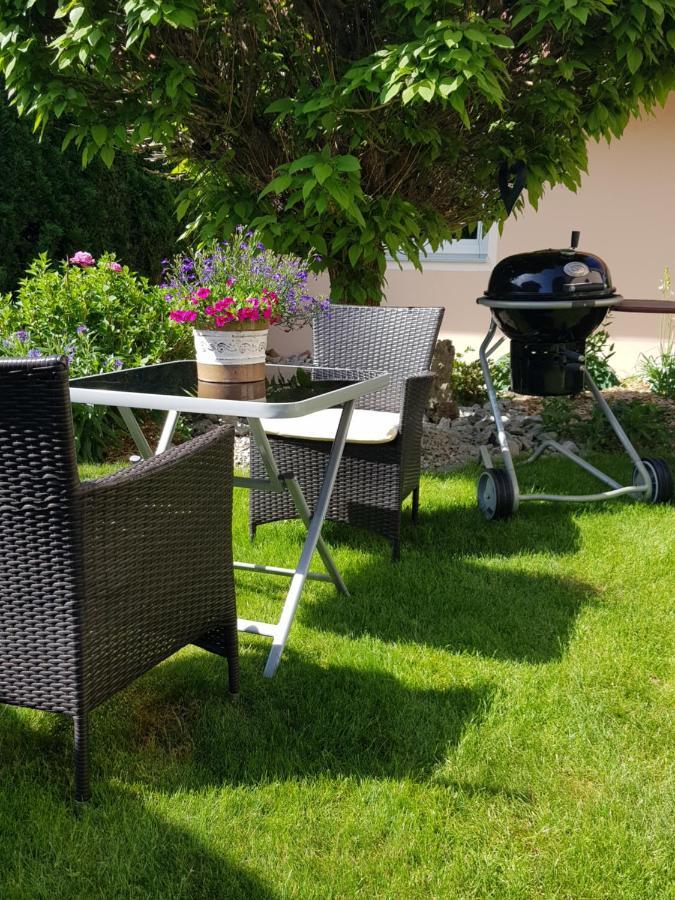 Ferienwohnung Toni Mit Balkon Und Garten Pemfling 외부 사진